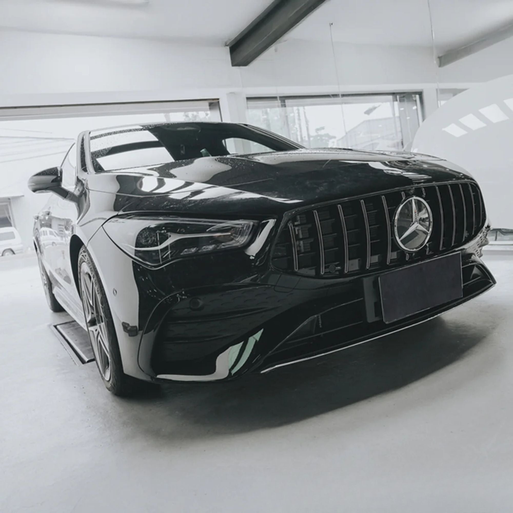 Mercedes CLA W118/C118 Gloss Black Panamericana GT Style Grill (2024+)